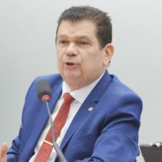 Câmara conclui aprovação do PLP 108 e derruba tributação da previdência privada