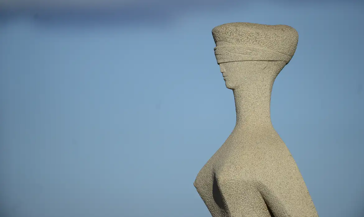 magistratura supersalários