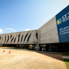 Operação PF contra servidores do Judiciário prende lobista em caso de venda de sentenças