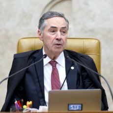 Nova obra discute direito e tecnologia no mundo atual