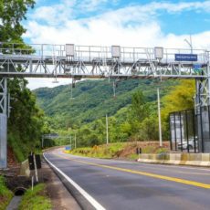 Free flow: a revolução do transporte rodoviário no Brasil