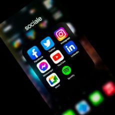 Uso abusivo de redes sociais por empregados e limites do poder do empregador