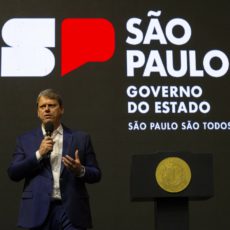 Vitória apertada de Nunes em SP viabiliza projeto presidencial de Tarcísio para 2026