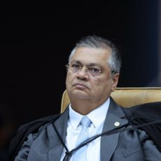 Dino decide manter suspensão da execução de emendas parlamentares