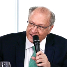 Dias Toffoli manda arquivar ação de improbidade contra o vice-presidente Geraldo Alckmin