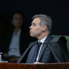 Mendonça manda STJ e presidências da República, Câmara e Senado se manifestarem sobre tag along