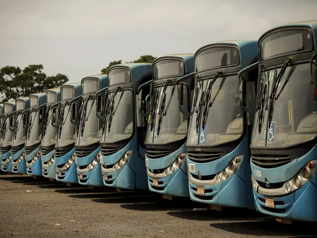 transporte rodoviário de passageiros