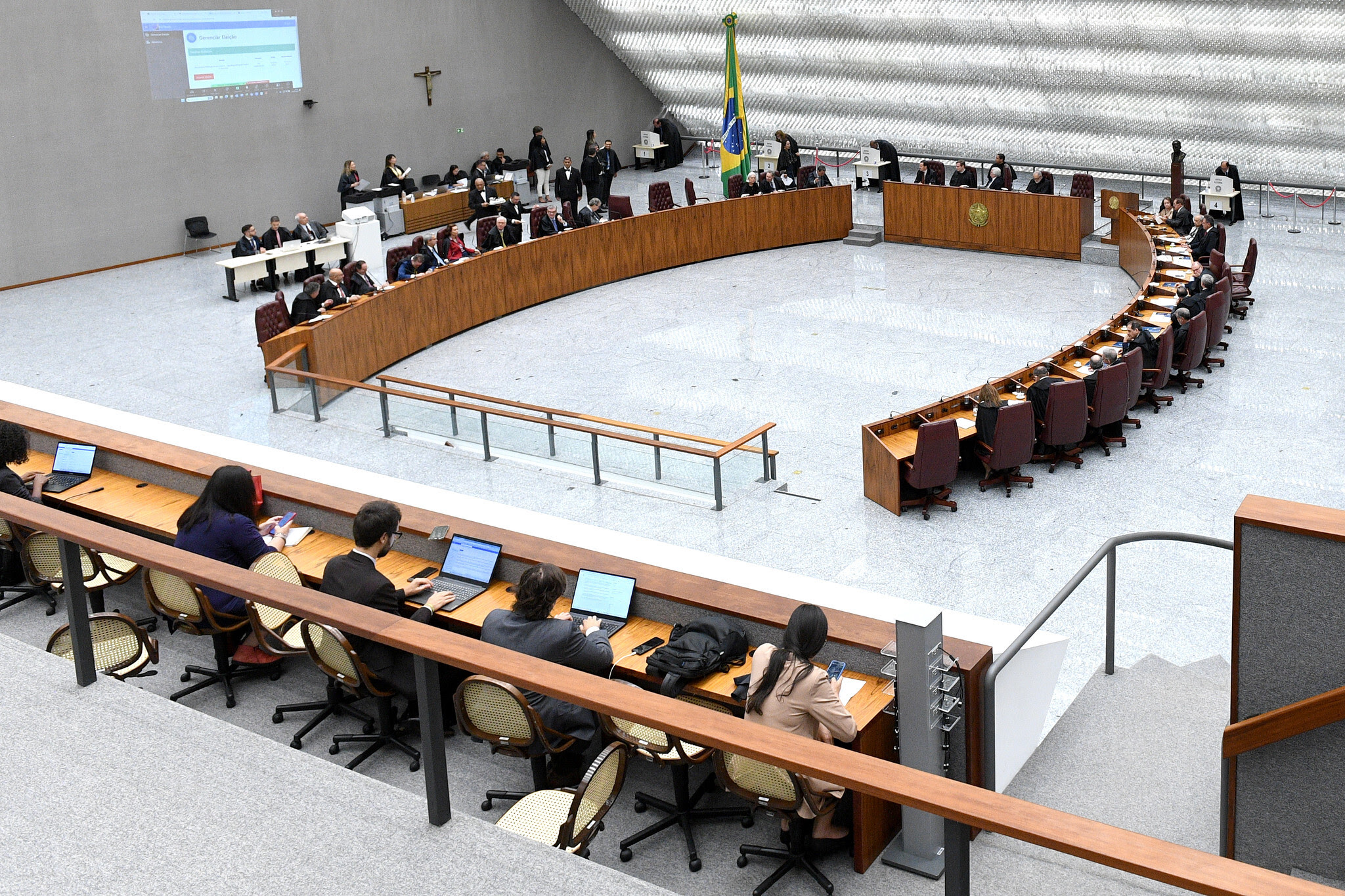 lista tríplice stj