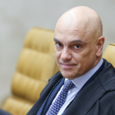 Moraes retira sigilo de relatório da PF que indiciou Bolsonaro; leia a íntegra
