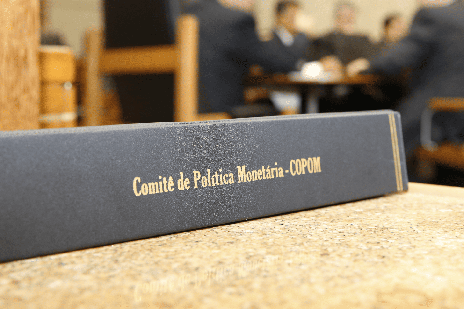Copom faz cobrança explícita por pacote de contenção de gastos