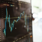 A regulação financeira sob pressão orçamentária