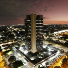 PDT vai ao STF contra política de juros do Banco Central