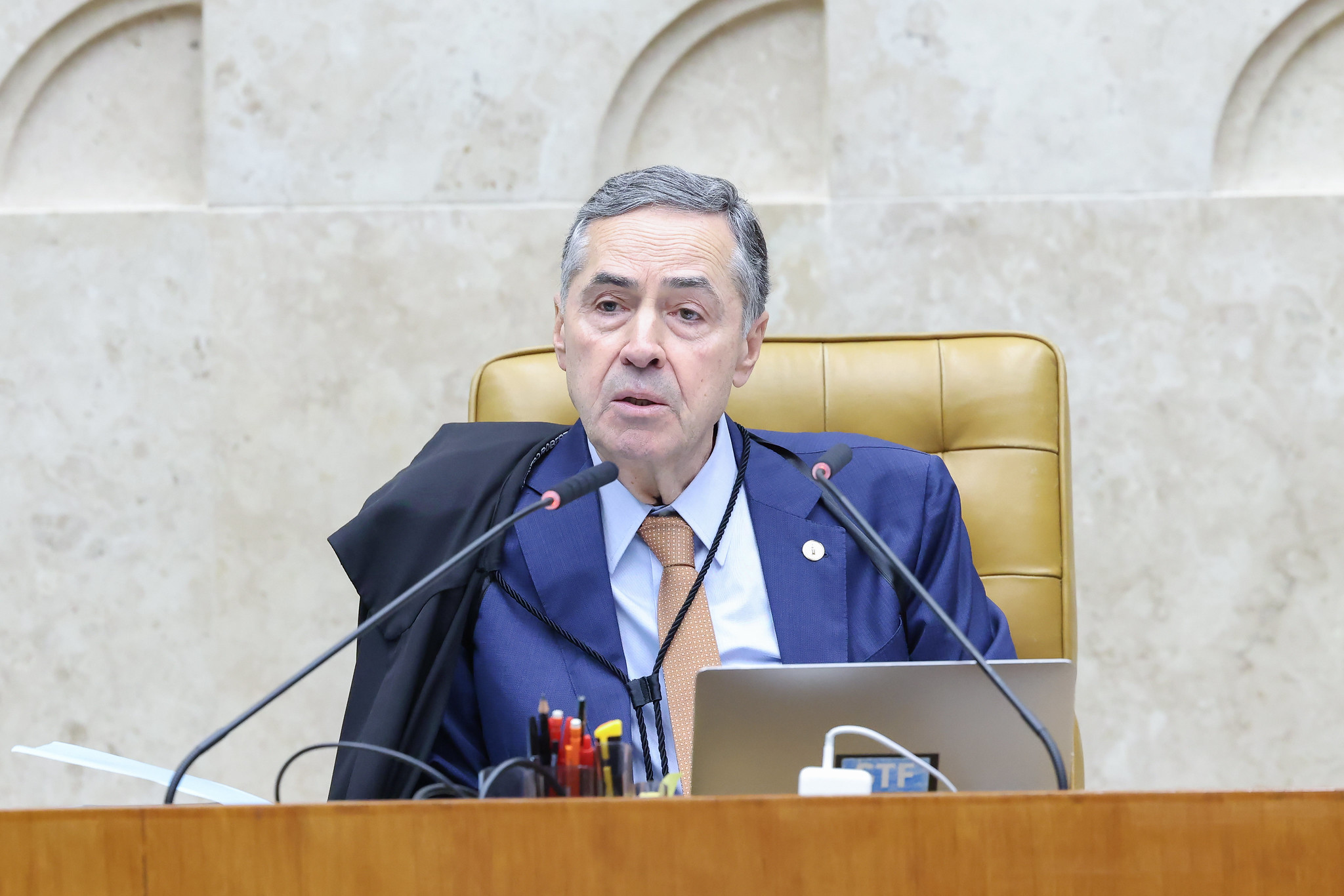 Primeiro de Maio e o legado de Barroso: a destruição dos direitos dos trabalhadores