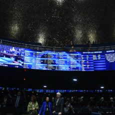 Senado aprova regras do BPC e salário mínimo e conclui análise de pacote de corte de gastos