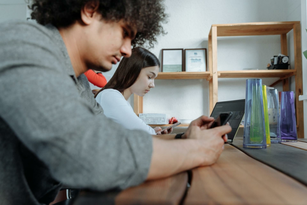 Após Janja pedir suspensão, AGU e ANPD aguardam respostas do Discord para avaliar medidas