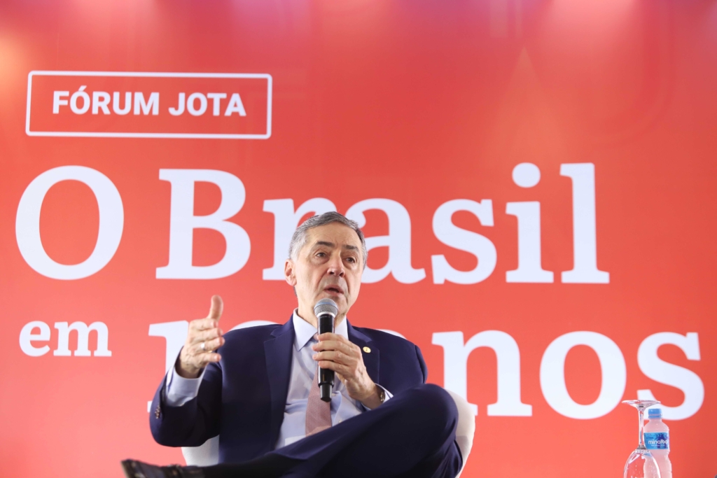 'Tem que ter rastreabilidade, ter controlabilidade, ter projeto', diz Barroso sobre emendas