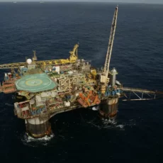 Royalties do petróleo: entre a justiça e a aventura