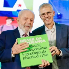 Governo Lula inicia 2025 com ‘declaração de guerra’ de Zuckerberg e incertezas sobre a Secom