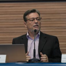 Governo planeja pesquisas anuais com os servidores federais, afirma diretor da Enap