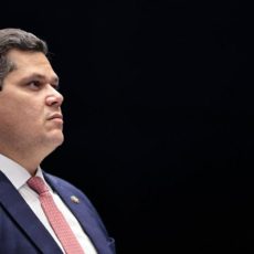 Quem é Davi Alcolumbre, candidato pela 2ª vez a presidente do Senado