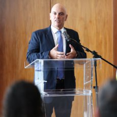 Moraes diz que STF não vai permitir que big techs amplifiquem ‘discursos antidemocráticos’