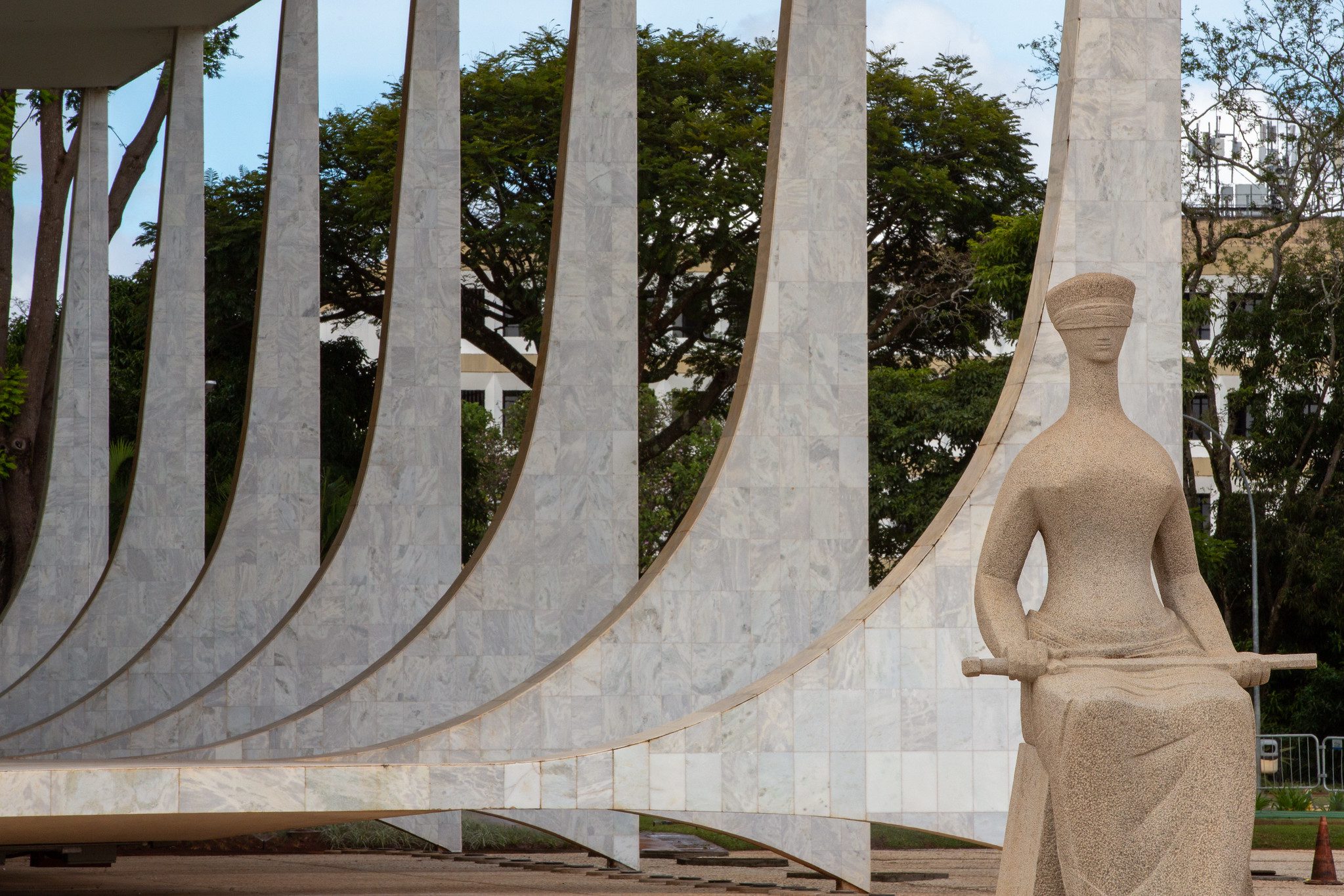 Automação no trabalho e dever de informar benefícios fiscais preocupam indústria no STF - Portais