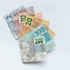 Regulamentação da reforma demandará mais PLs, e especialistas não descartam PEC