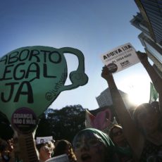 PSol e associação de enfermagem pedem ao STF que aborto legal não seja feito só por médicos