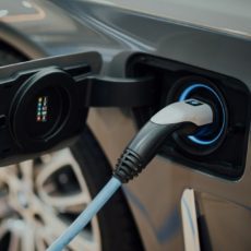 STF mantém suspensão de lei que institui isenção de IPVA em carros elétricos em Roraima