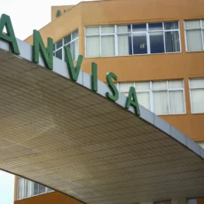 Abuso regulatório da Anvisa avança no STF: o passado à espreita
