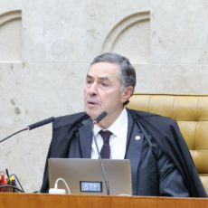 Barroso libera concessão de 33 escolas públicas em SP à iniciativa privada