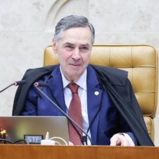 Livro sobre contribuição de Barroso no campo tributário será lançado no STF