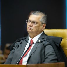 Dino solicita mais informações sobre o uso de emendas com eventos e saúde