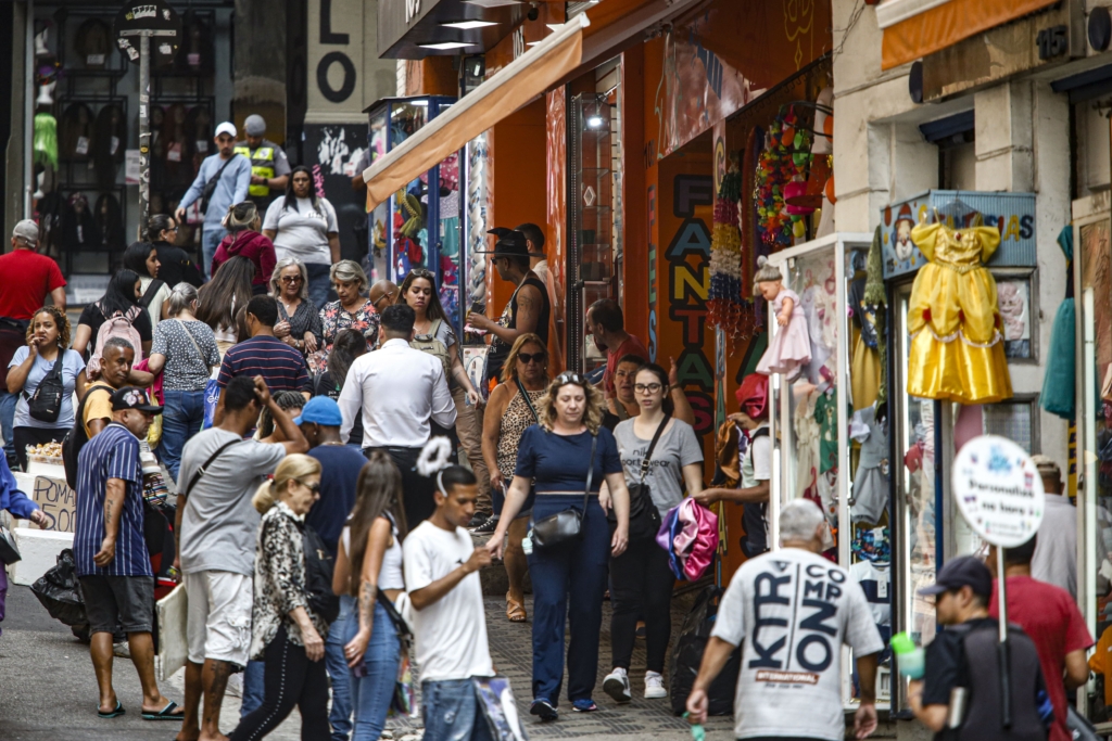 Crescem os sinais de uma queda mais forte na economia