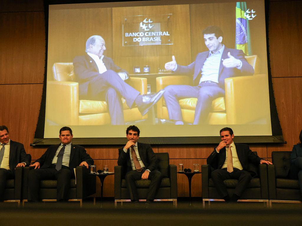 Galípolo reforça a Tebet e Haddad que é preciso desobstruir canais da política monetária