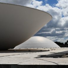Usurpação do exercício de função pública