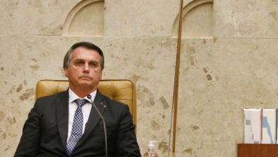 Flávia Maia, do JOTA, participa do podcast 'O Assunto' sobre processo de Bolsonaro no STF