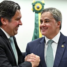 Congresso instala Comissão Mista de Orçamento com presidência de Efraim Filho