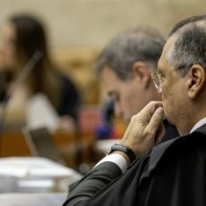 Dino suspende julgamento sobre perda de bens em delação premiada na Lava Jato
