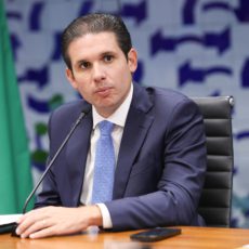 Câmara prepara nova abordagem para discutir reforma administrativa