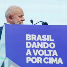Governo ignora inflação e dobra aposta em indicadores econômicos em balanço da gestão