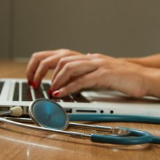 Não é só tecnologia: lições do Brasil para a saúde digital no mundo