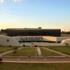 O comparecimento espontâneo do réu: a recente interpretação do STJ e suas implicações