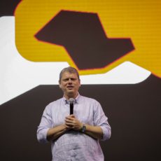 Tarcísio vai ao STF contra extensão de reajustes de universidades a autarquias
