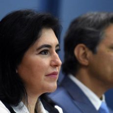 Cercado de mistérios, anúncio de corte é aposta do governo para reforçar melhora de ativos
