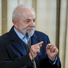 Governo Lula enfrenta resistência para recuperar aprovação
