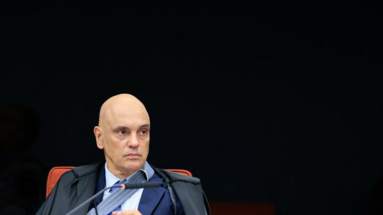 Moraes cassa decisão do TST que entendeu que valor da causa era mera estimativa