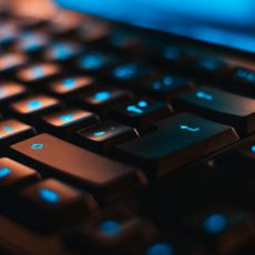 OAB-RJ vai ao STJ para suspender site que vende petições feitas por IA