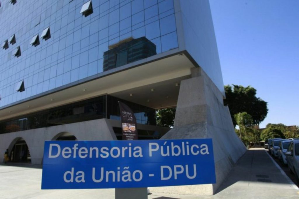 Anadef aciona STF para tirar receitas próprias da DPU do teto de gastos