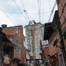 O mundo é o moinho?